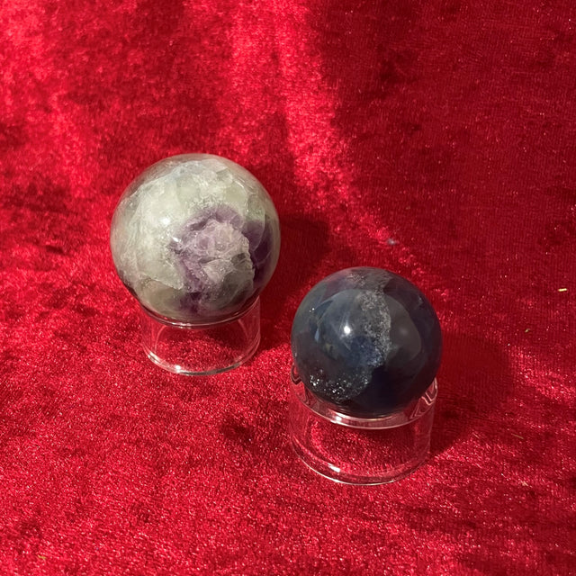 Small Crystal Spheres
