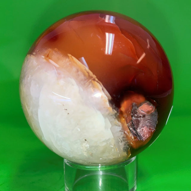 Small Crystal Spheres