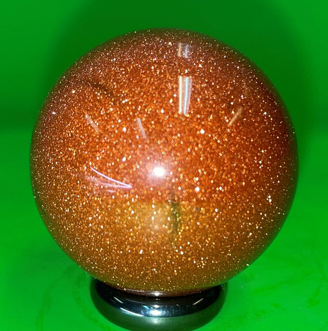Small Crystal Spheres