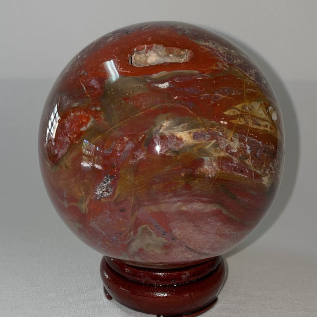 Large Crystal Spheres
