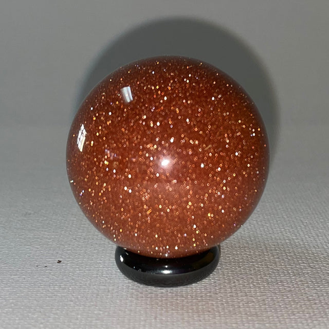 Small Crystal Spheres