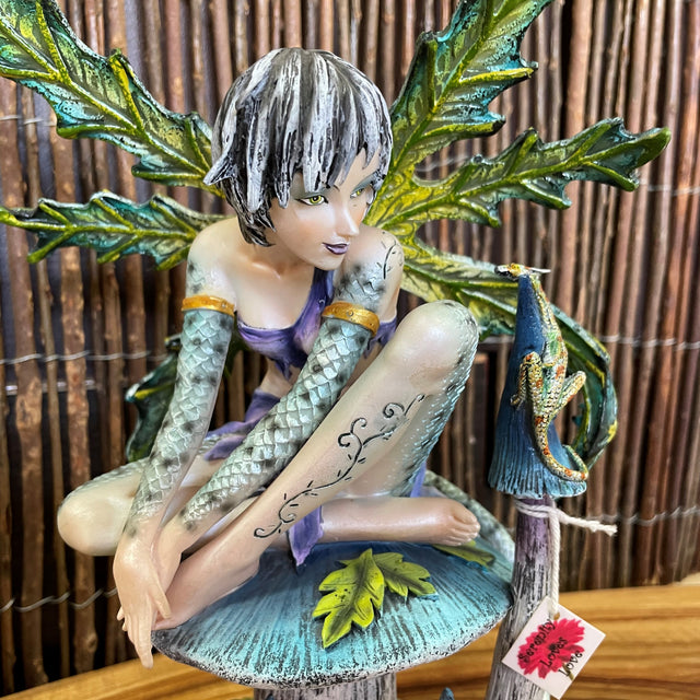 Fairy - Fairy on Mushroom