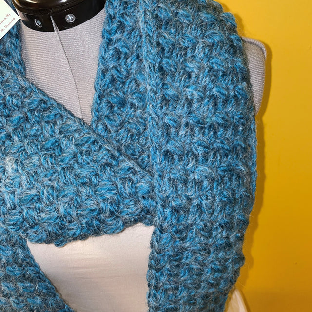 Thick Blue Scarf